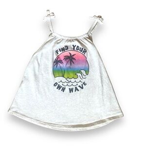 3 for $15 or 4 for $19 Tank Top “Find Your Own Wave” Size Small 6 EUC 🌊